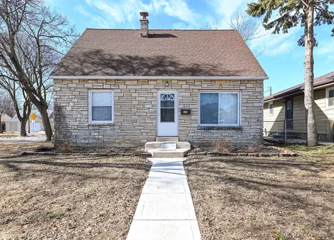 4703 N 69th, Milwaukee, WI 53218