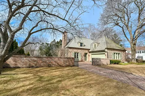 2625 N Harding, Wauwatosa, WI 53226