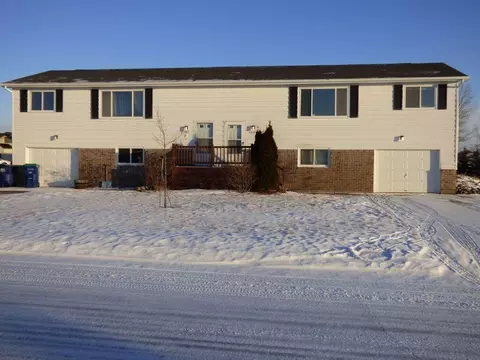 2641 Nicholas #2643, Bellevue, WI 54311