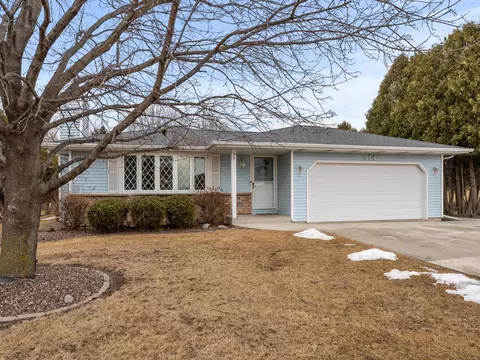 514 Millersville, Howards Grove, WI 53083