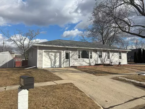 1319 Randolph, Watertown, WI 53094