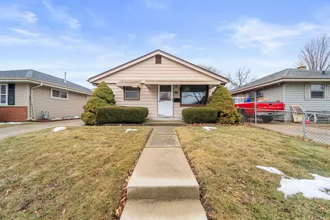 2124 Grove, Racine, WI 53405