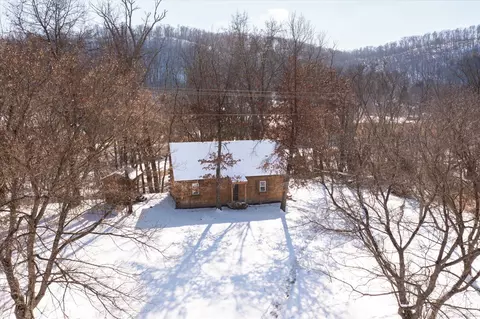 S7244 State Highway 131, Kickapoo, WI 54664