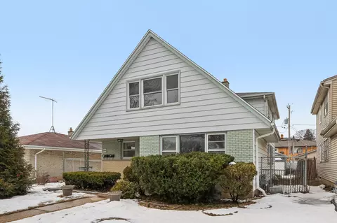 5671 N 98th #5673, Milwaukee, WI 53225