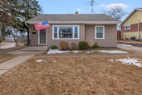 2403 Center, Sheboygan, WI 53081