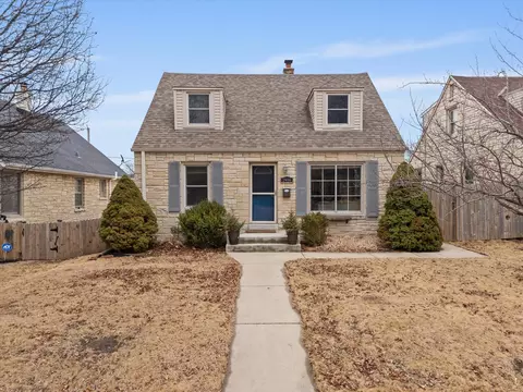 2416 S 59th, West Allis, WI 53219