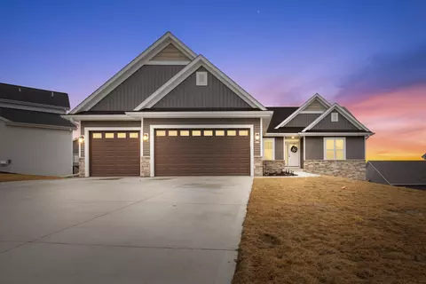 677 Lambert, Slinger, WI 53086