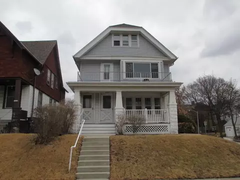 1600 N 49th #1602, Milwaukee, WI 53208