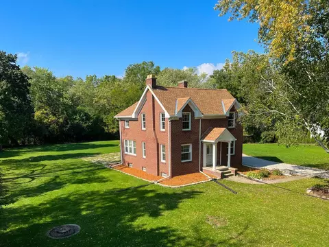 1924 Newman, Mount Pleasant, WI 53406