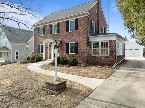 1105 Barnes, Delavan, WI 53115