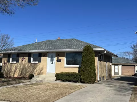 5308 W Plainfield, Milwaukee, WI 53220