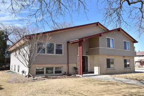 4201 S 78th, Greenfield, WI 53220