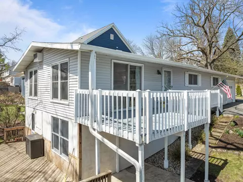 1540 W Main, Lake Geneva, WI 53147