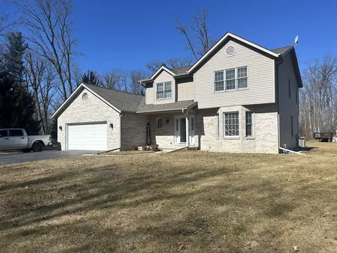 230 Maple, Silver Lake, WI 53170