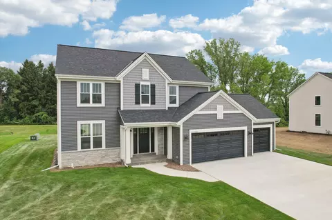 w251n2321 Valleyview, Pewaukee, WI 53072