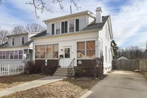 437 Harvey, Racine, WI 53405