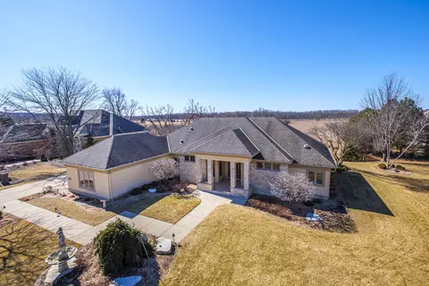 3445 Muirwood, Brookfield, WI 53045