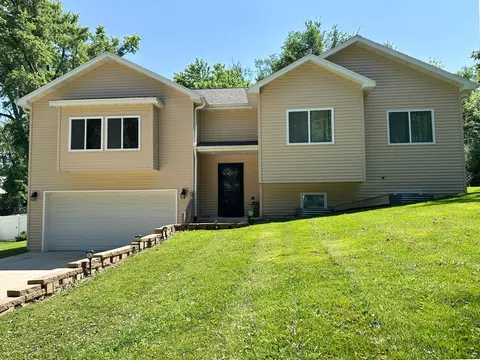 w3773 Alder Drive, Geneva, WI 53147