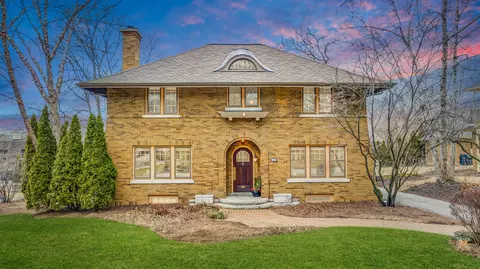 6167 Washington, Wauwatosa, WI 53213
