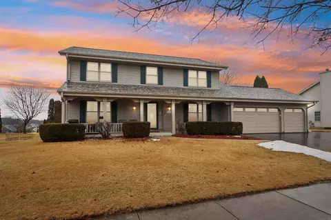 w208n16531 Glen Hl, Jackson, WI 53037