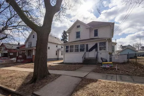 1917 62nd, Kenosha, WI 53143
