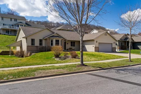 853 Aspen Vly, Onalaska, WI 54650