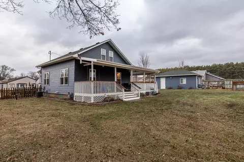 1834 Lakeshore, Campbell, WI 54603