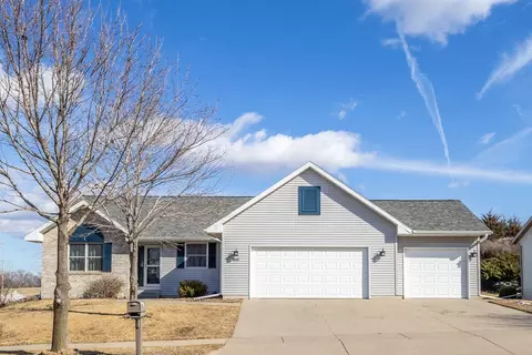 1003 Pioneer, Holmen, WI 54636
