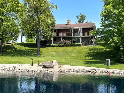 N6938 Old County Road Dd, Spring Prairie, WI 53105