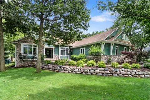 1019 Tarrant, Fontana, WI 53125