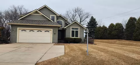 100 W Summerhill, Oak Creek, WI 53154