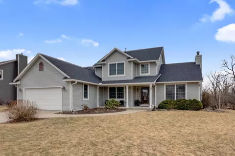 223 Shore, Oconomowoc, WI 53066