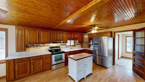 526 E South, Stoughton, WI 53589