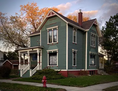 5953 5th, Kenosha, WI 53140