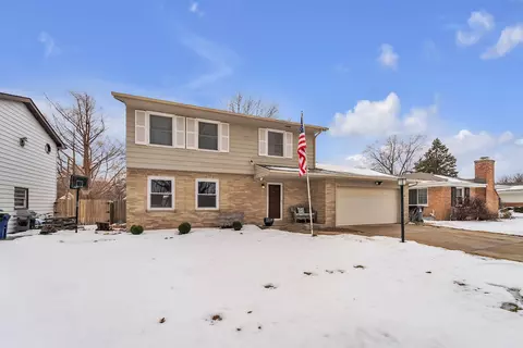 117 Steeplechase, Racine, WI 53402
