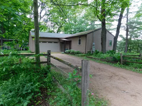 n6832 South Forest Haven Road, Richmond, WI 54166