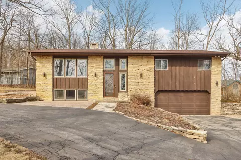 s75w19390 Woodland, Muskego, WI 53150