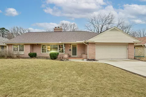 853 N 73rd, Wauwatosa, WI 53213