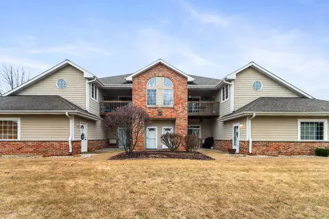 521 Lawson School #6, Delavan, WI 53115