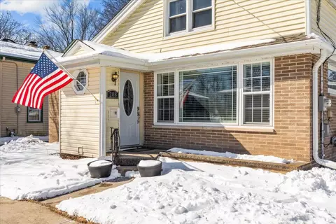 208 S Jefferson, Waterford, WI 53185