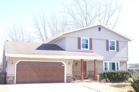 7216 S Tifton, Franklin, WI 53132