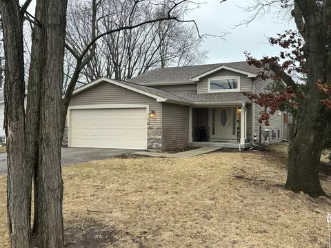 9145 8th, Pleasant Prairie, WI 53158