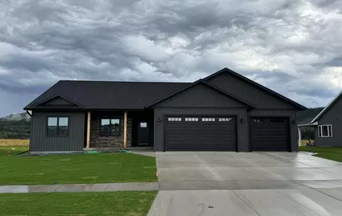 1919 Arches, Holmen, WI 54636