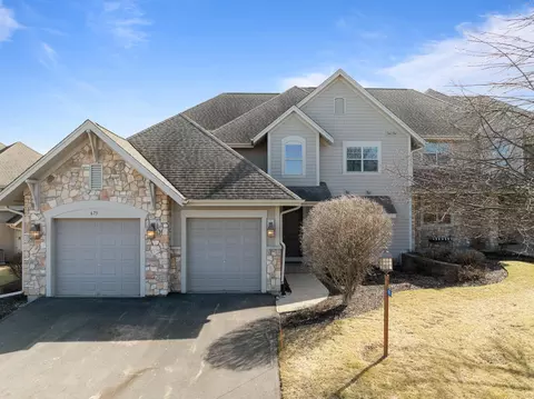 673 Greenview #55-25, Geneva, WI 53147