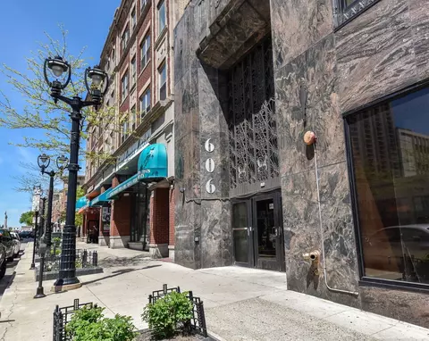606 W Wisconsin #509, Milwaukee, WI 53203