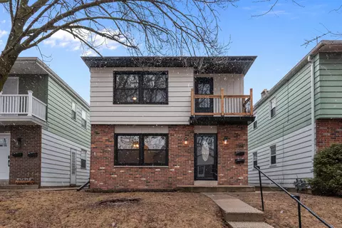 3136 S Pennsylvania, Milwaukee, WI 53207
