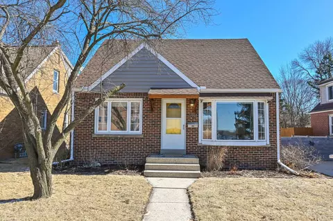 3914 N 88th, Milwaukee, WI 53222