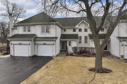 1691 Woodland #12-30, Geneva, WI 53147