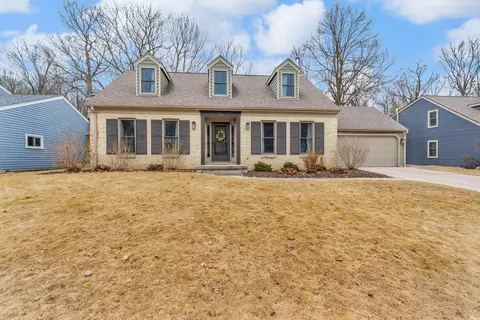 706 Marshal, West Bend, WI 53090