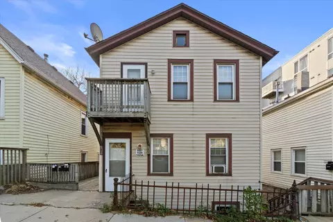 1525 N Jefferson, Milwaukee, WI 53202